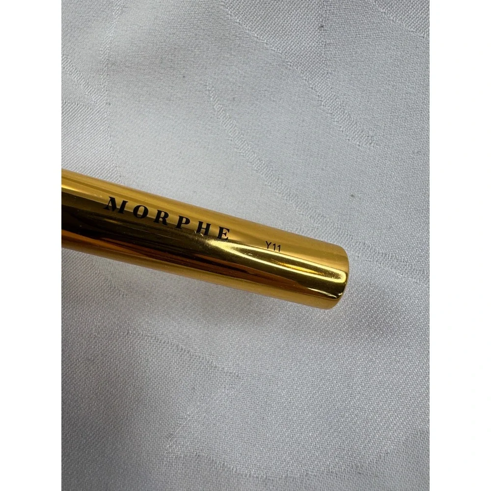 Morphe Y11 Gilded Collection Deluxe Pointed Contour Brush Gold Handle